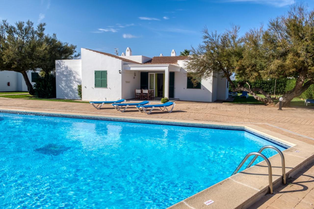 Apartamentos Las Golondrinas Cala en Bosch Luaran gambar