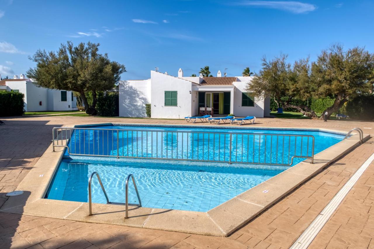 Apartamentos Las Golondrinas Cala en Bosch Luaran gambar