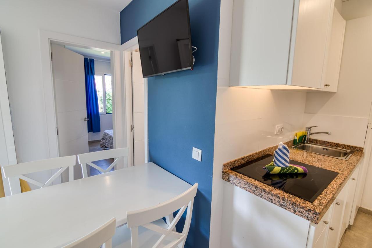 Apartamentos Las Golondrinas Cala en Bosch Luaran gambar