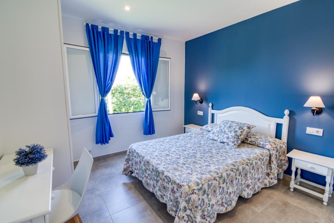 Apartamentos Las Golondrinas Cala en Bosch Luaran gambar