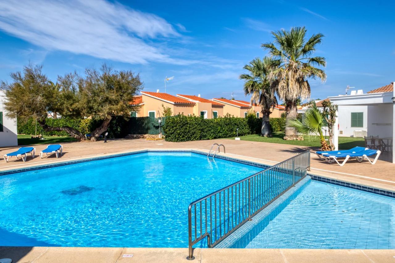 Apartamentos Las Golondrinas Cala en Bosch Luaran gambar